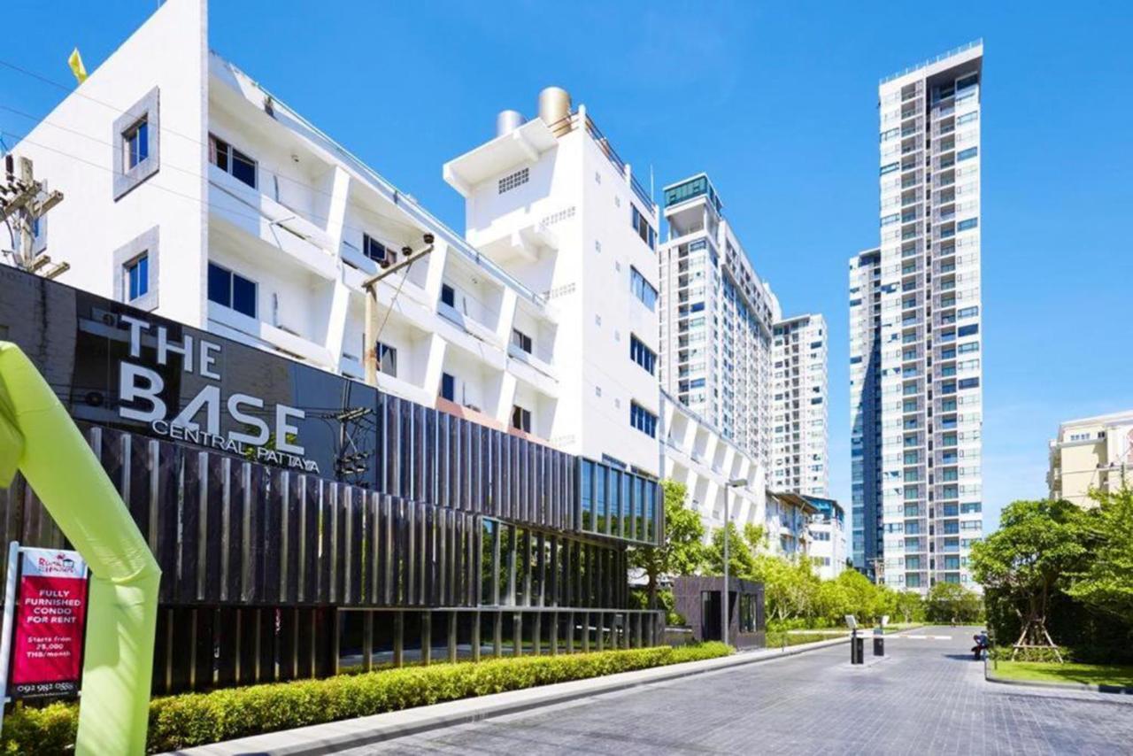 The Base Central Apartments Pattaya Exterior photo