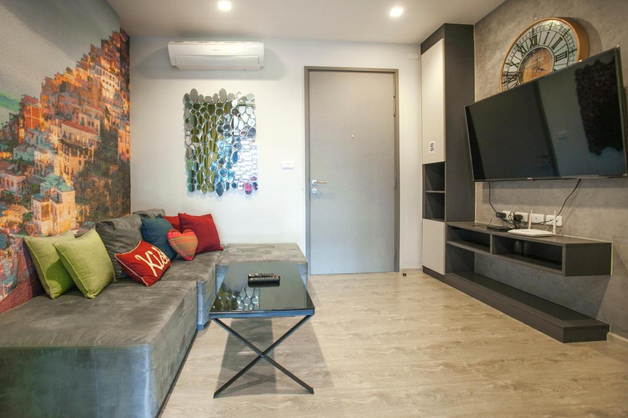 The Base Central Apartments Pattaya Exterior photo
