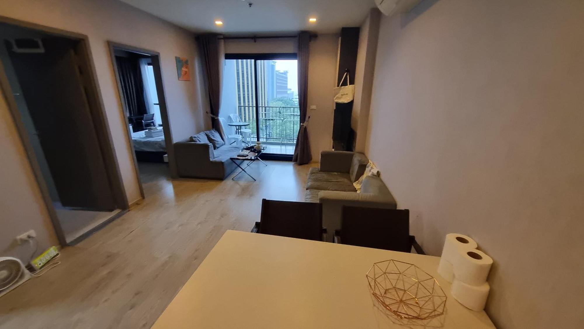 The Base Central Apartments Pattaya Exterior photo
